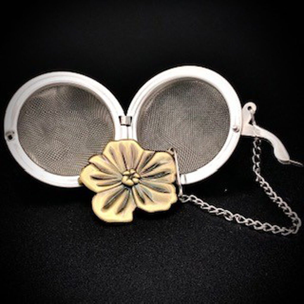 Tea Ball w/Flower