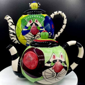 Clancy Cat Teapot